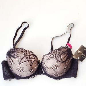 NEW René Rofe Delicate Lace Extreme Pushup Bra